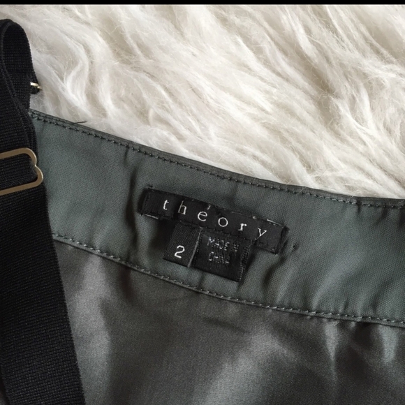 Theory Scarlette Silk Slip Dress-Size 2-EXCELLENT CONDITION-2-*FREE Solar Toys - Picture 6 of 17